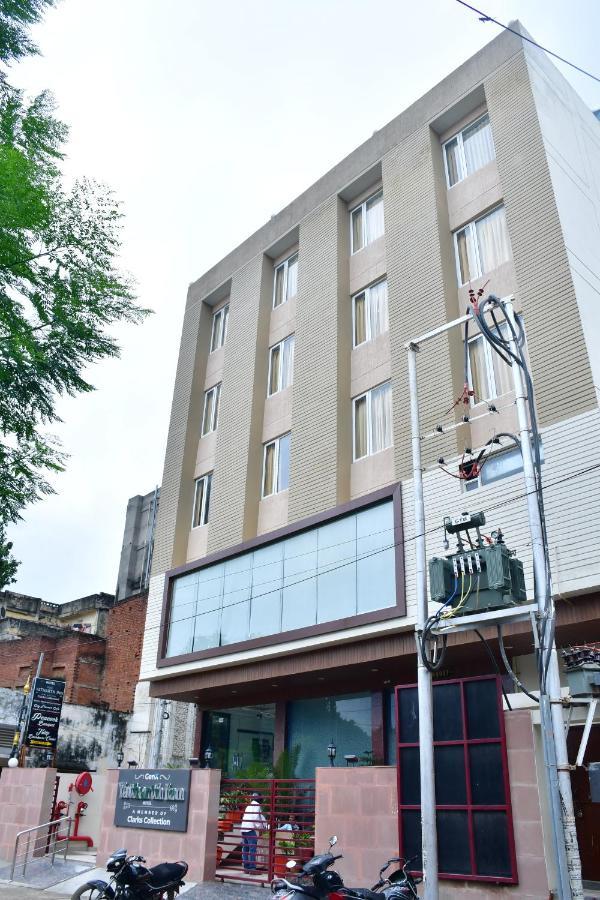 Hotel Yatharth Inn Váránaszi Kültér fotó